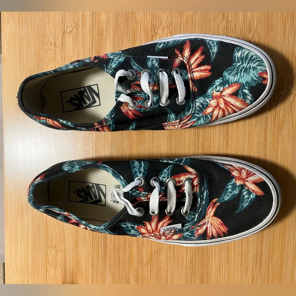 Vans Black Canvas Sneakers with Teal & Coral Floral Print Men’s/Bo 6, womens 7.5